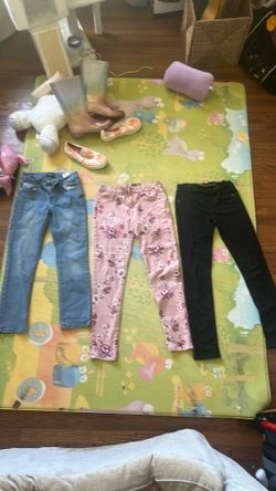 3 pairs of pants $2 each