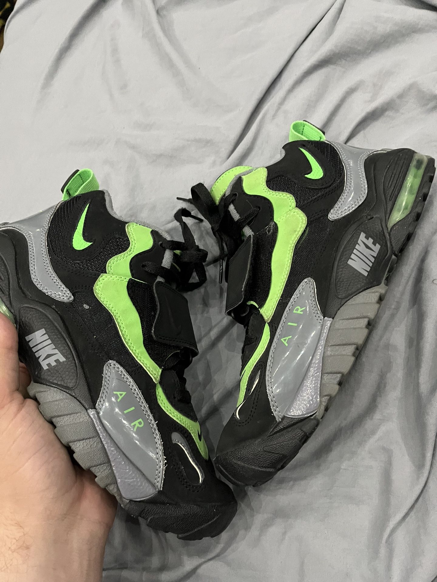 Nike Air Max Speed Turf 'Black Poison Green'
