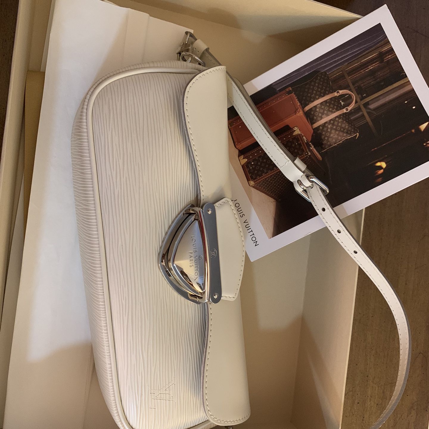 Louis Vuitton Crossbody Epi Pochette Montaigne – The Find Studio