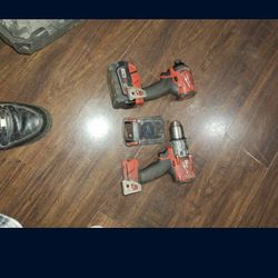 Drill An Impact Milwaukee 