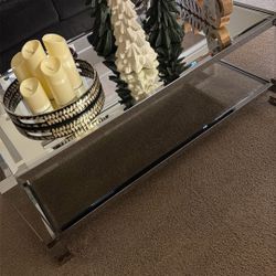 Z Gallerie Center Table