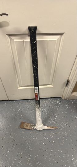 Pick Mattock with Fiberglass Handle