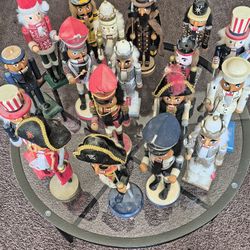 Christmas Nut Crackers 