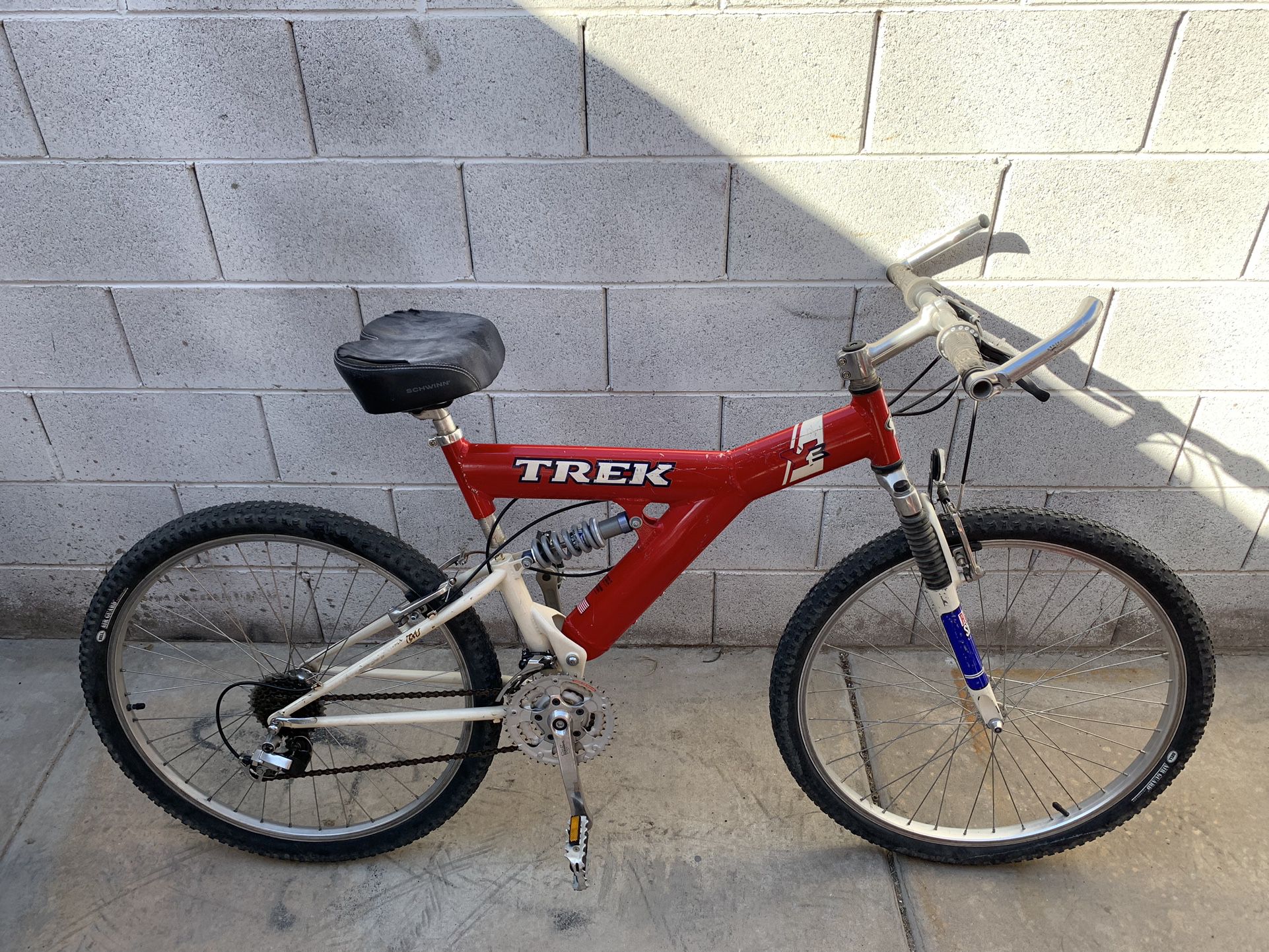 Adults TREK Bike Bicycle 26inch Rims Full Suspension 21 Speed New Inner Tubes Gears Work 