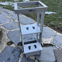 Standing Tower For Toddlers 
