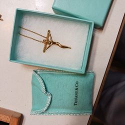 Tiffany & CO 18k Crucifix Pendant And Chain 