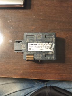 Mercedes-Benz Bosch Radar Cruise Control Distance Sensor 39R15(contact info removed)303790 M
