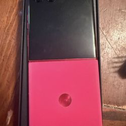 T-Mobile 2024 Razr +