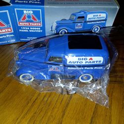 1936 Dodge 1/25 Bank