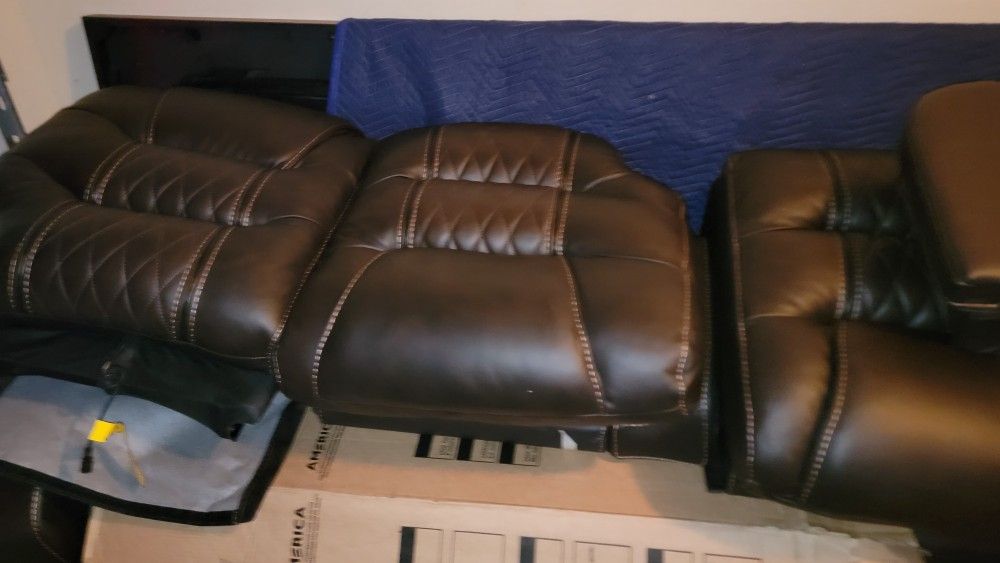NEW Sandia Leather Power Reclining Sofa with Power Headrests for Sale