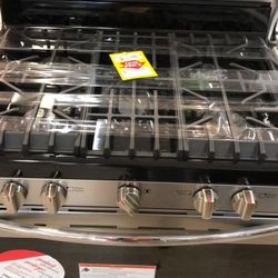 FRIGIDAIRE GCRGAF Gallery 30-in 5 Stove 7X1GX