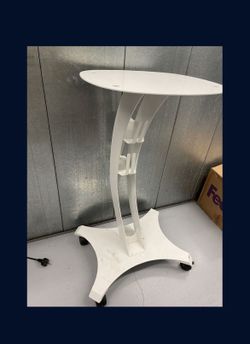NEW IN BOX Rolling pedestal, laptop stand, shipping station, hostess high top Metal 