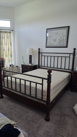 Bedroom set