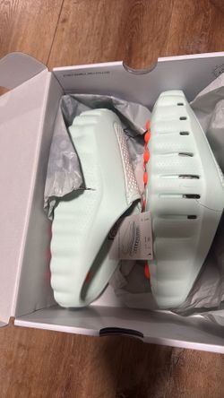 Nike mind 001