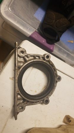 1985 Toyota 22R rear main seal