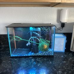 3.5 Gal Fish Tank