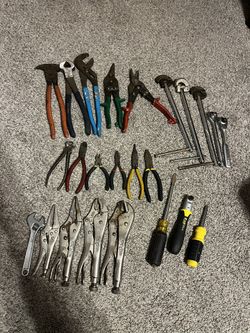 Hand Tools 24 Piece Lot 