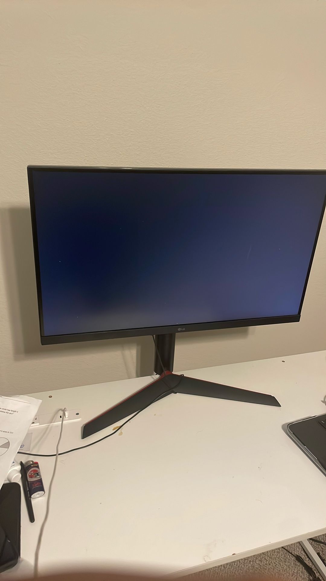 LG Gaming Monitor. Black And Red, 32IN