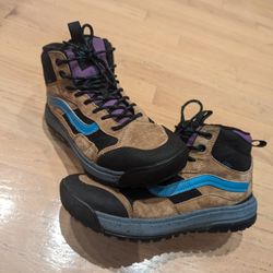 Vans MTE Boots Size 9