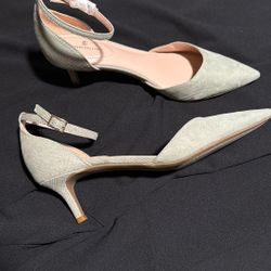  New Bandolino Suede Shoes