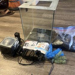 5 Gallon Fish Tank With Filters/gravel/ Fake Plants