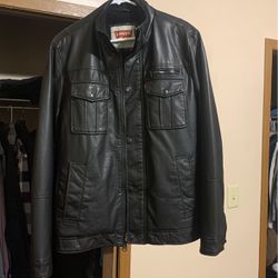 Men’s Levi’s Leather Jacket - Size M