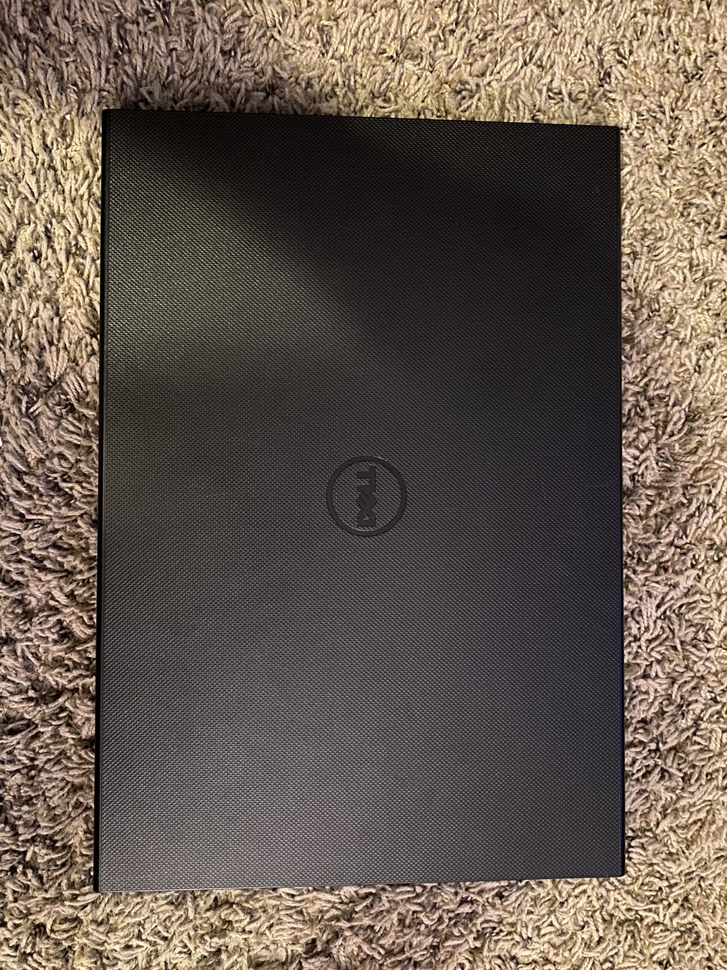 Dell Inspiron 15.6" (1TB, Intel Core i3 8th Gen., 2.2GHz, 12GB)