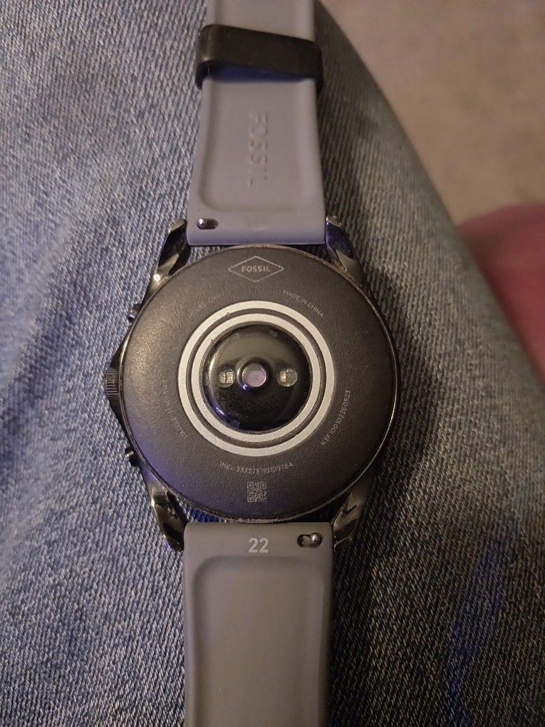 FOSSIL GEN WITH LTE CAPABILITY 50% DISCOUNT