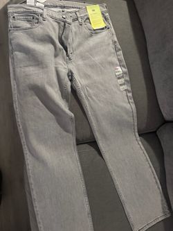 Levy’s pants