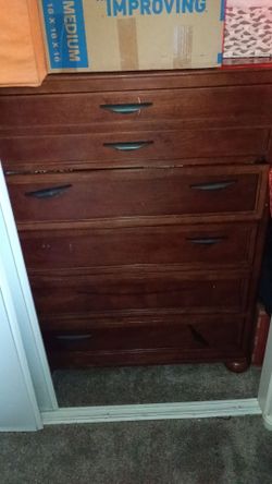 Dresser