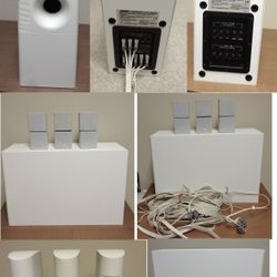 
Bose Acoustimass 10 Series II —3 Double Cube Speakers + Sub and connections. 