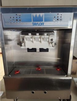 Taylor 161 Like New 