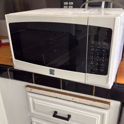 Kenmore Microwave