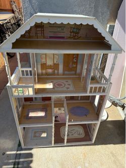 doll house