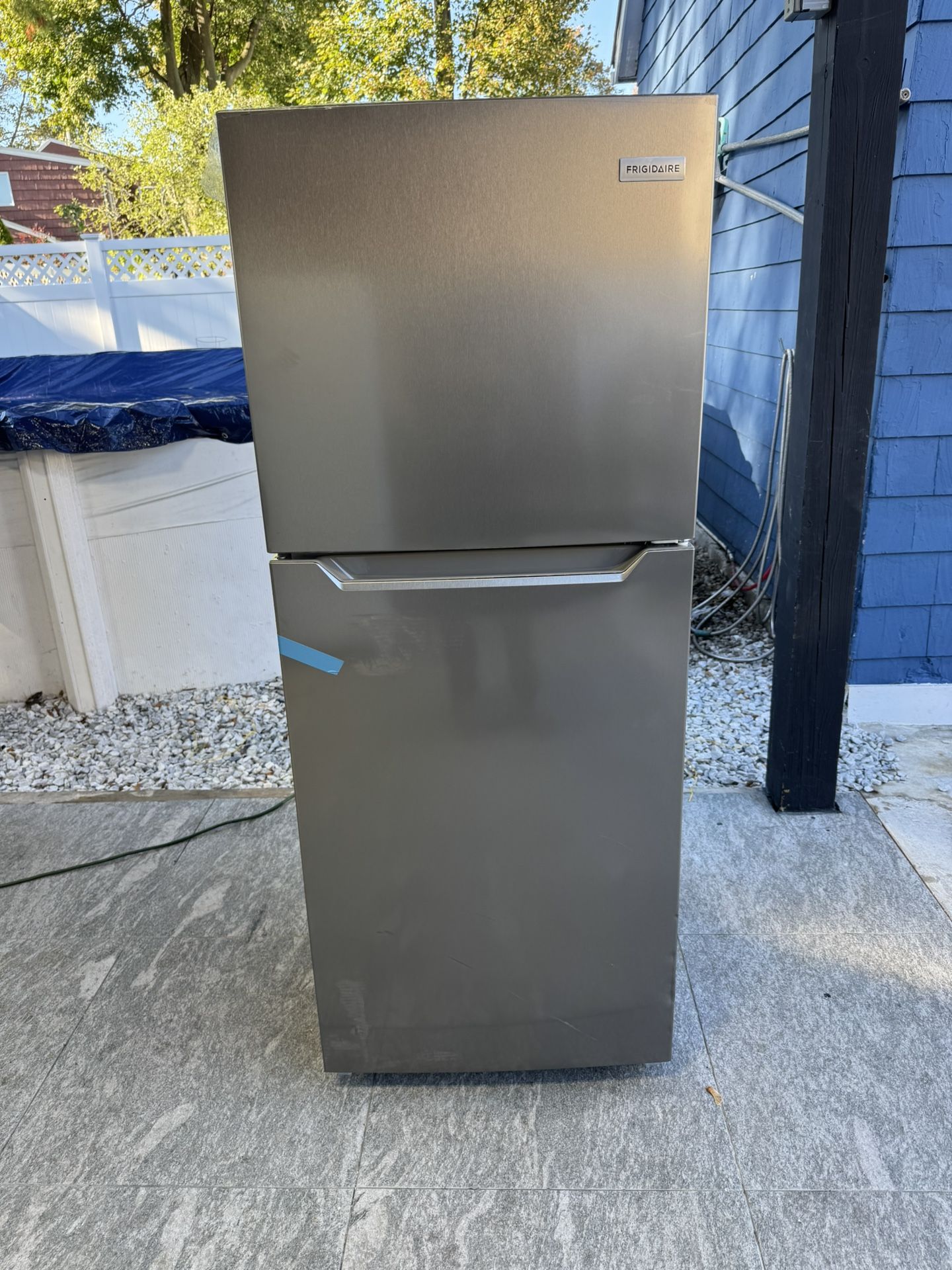 Frigidaire Refrigerator 24 X 60 Brand New One Receipt For 90 Days Warranty 