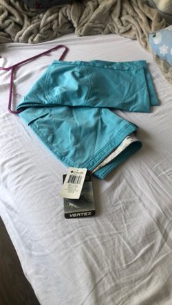 Capri Columbia Size 12 Ladies. Brand New