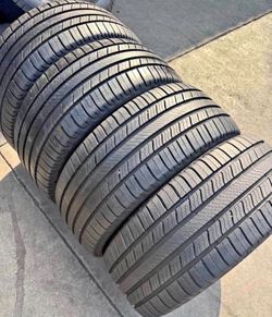 205/55/16 Michelin 📍📍 Vendo un set de llantas con 80% de vida las 4 📍🌟