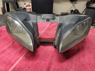 08-16 Yamaha R6  headlight parts