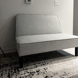 Love seat / Small Couch