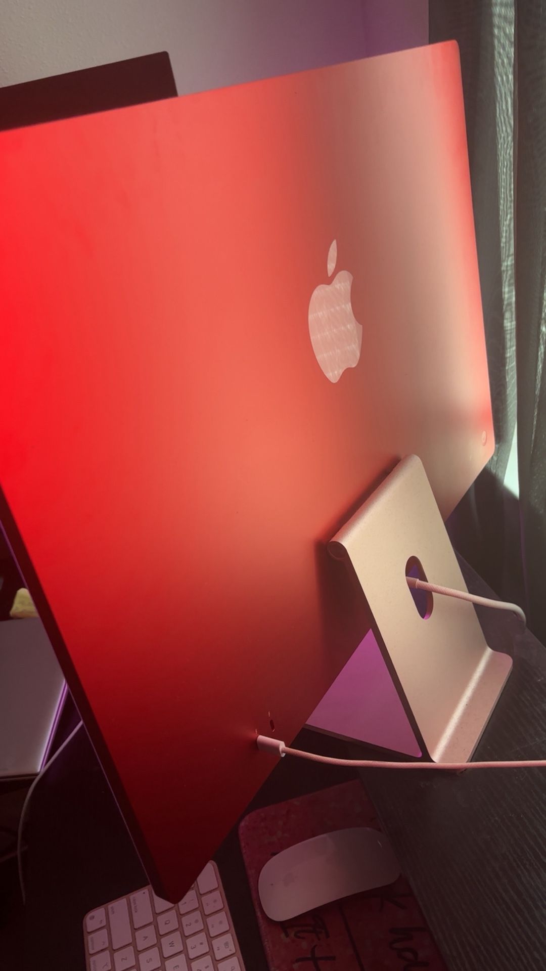 PINK IMAC COMPUTER (LIKE NEW)
