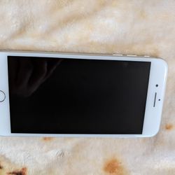 Iphone 8 Plus Carrier Unlocked. 
