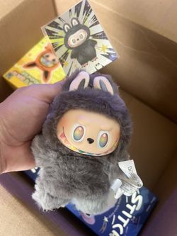 Labubu Bie Secret ID “Ripped” Confirmed