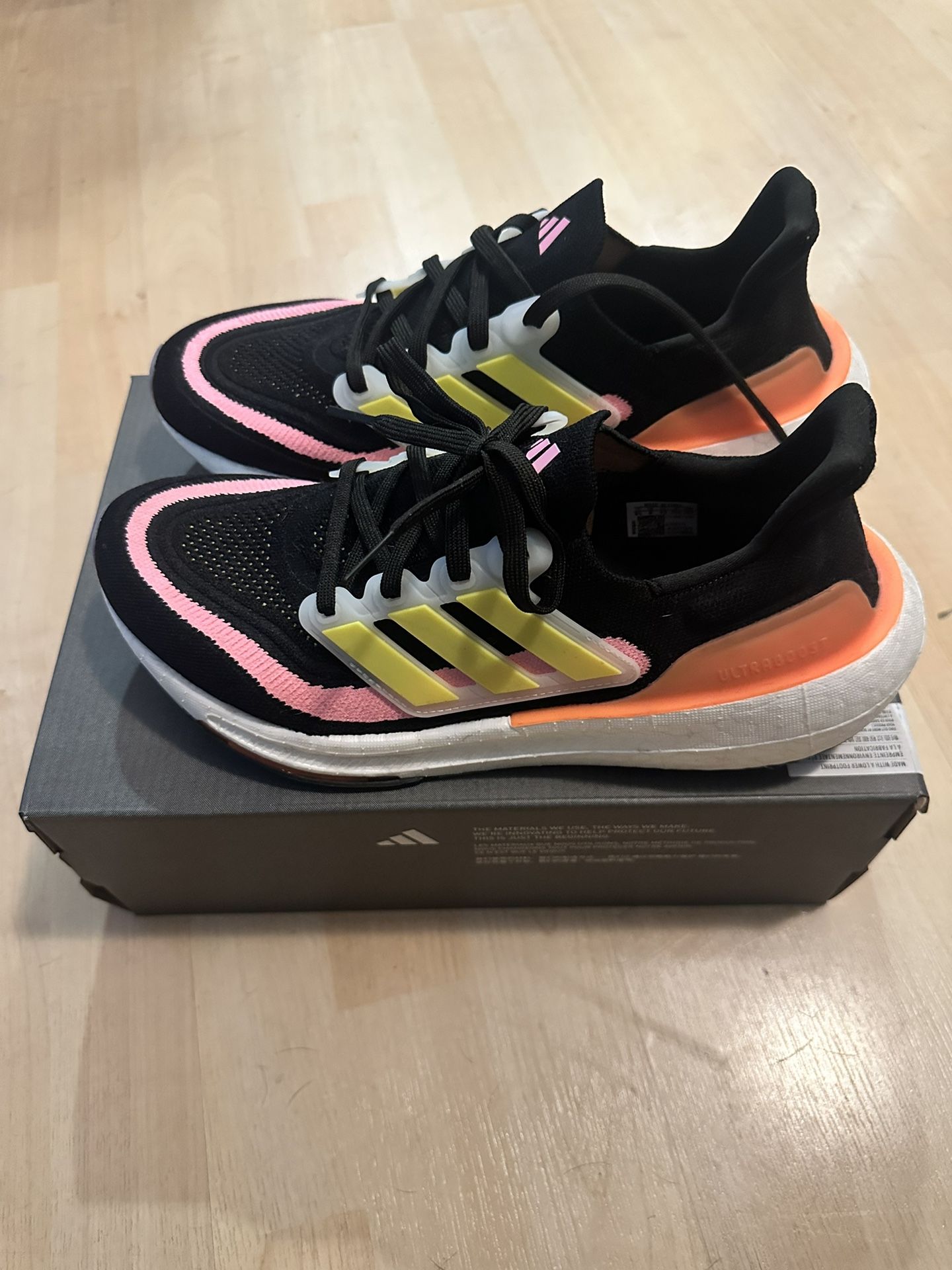 Adidas Ultra boost Light (Women)