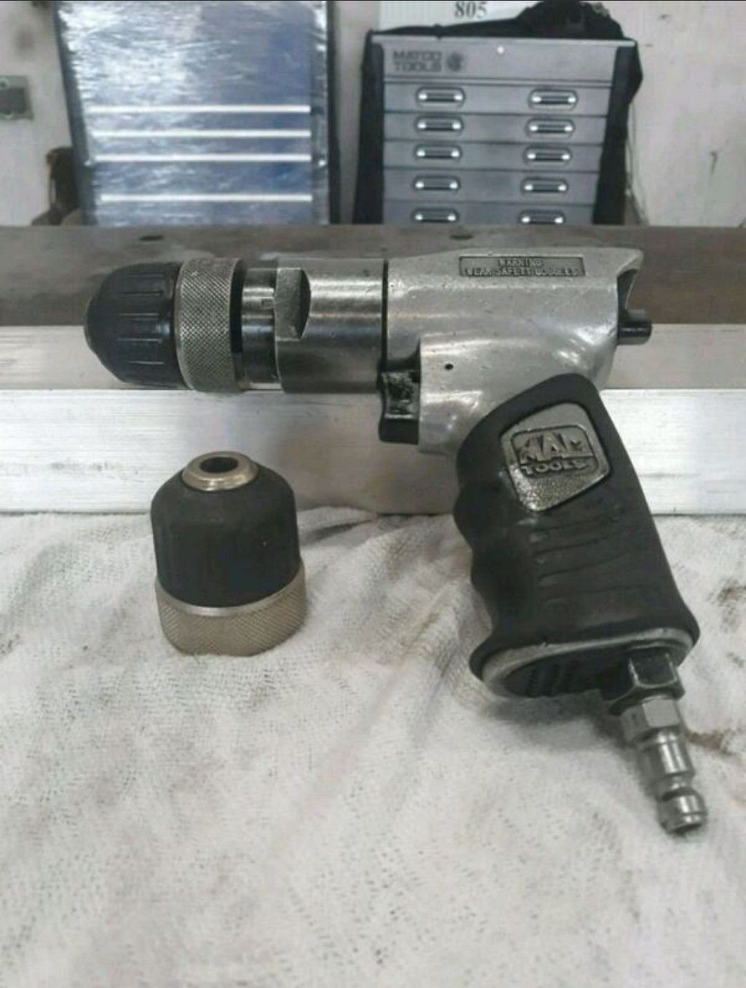 3\8. Mac tools air drill