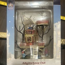 Treehouse statue  christmas house decor
