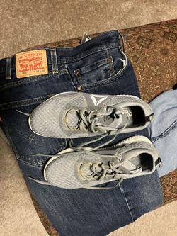 Reeboks size 10 good shape hardly used