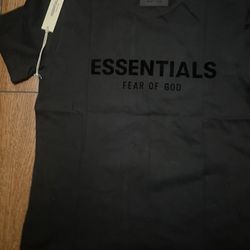 Essentials Shirt Size M 