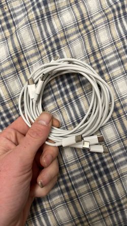 4 white C to C cords