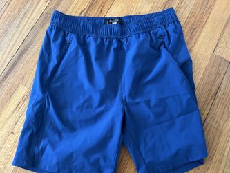 Men's Blue shorts with pockets, Size Medium