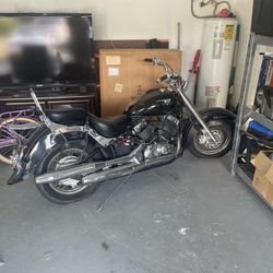 2007 Yamaha Vstar AND 2001 Vstar-WILLING TO NEGOTIATE 